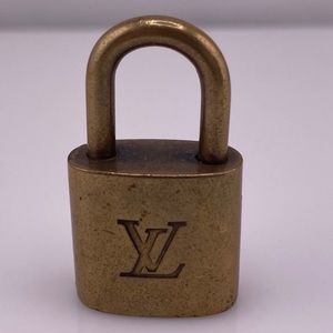 #317 Authentic LOUIS VUITTON Lock & NO Key Padlock brass Unpolished LV